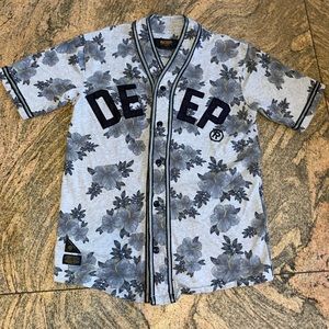 10 deep button up short sleeve shirt